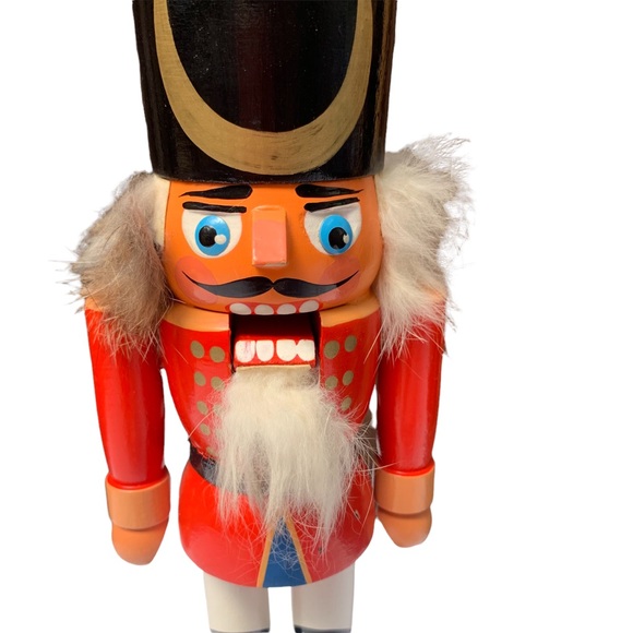 VEB Hodrewa Rothenthal Nutcracker Red Wooden Soldier - Picture 2 of 9
